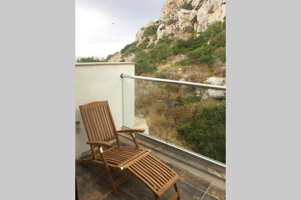 شقة Mellieha Luxury Penthouse With Sea & Country Views المظهر الخارجي الصورة